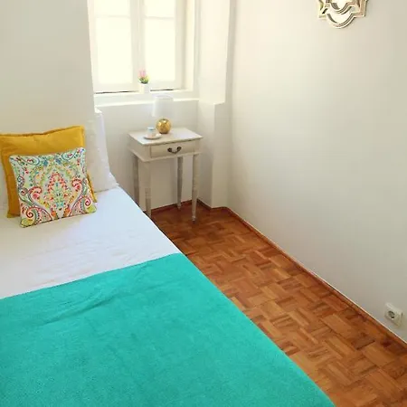 Center Alfama Ii